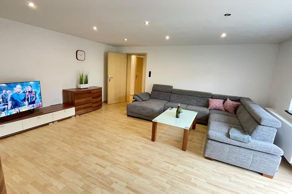 Shine Apartment Schwarzenfeld ภายนอก รูปภาพ