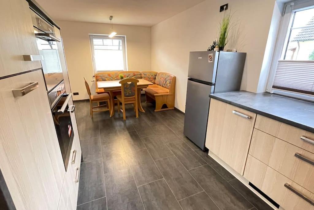 Shine Apartment Schwarzenfeld ภายนอก รูปภาพ
